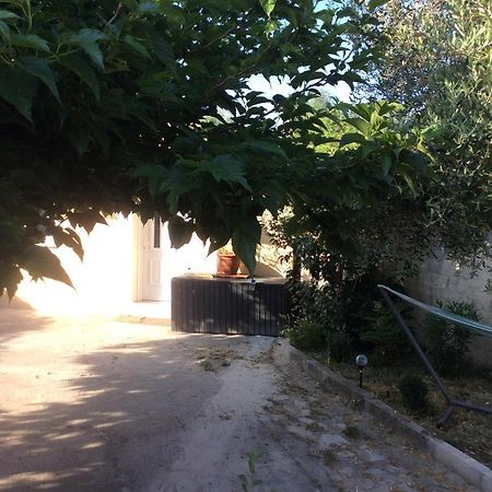 Ogooué Studio Carpentras Exterior foto